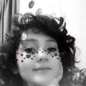 Meet your Posher, Adriana